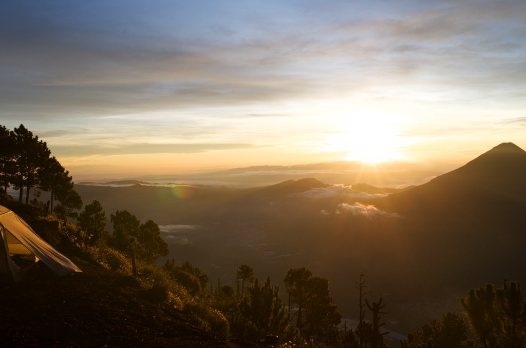 Volcan-Acatenango-Sunrise-adventrgram